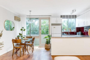 Bright 1 Bedroom Apartment in Lane Cove